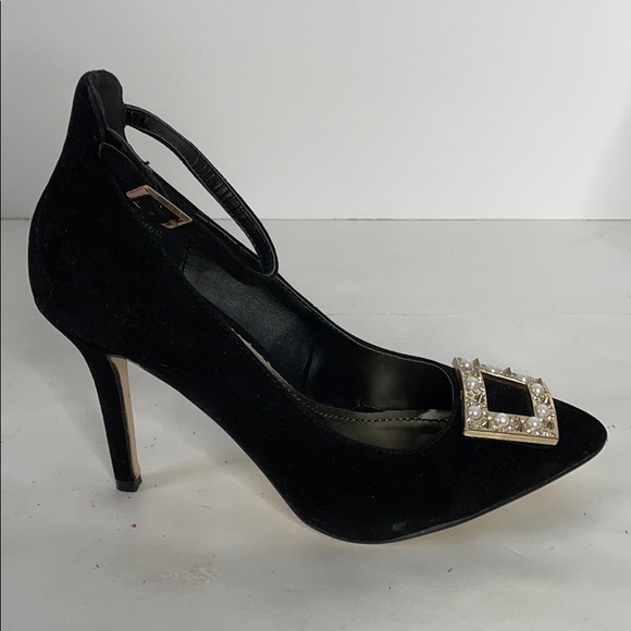 Anne Michelle Heels Black Faux Suede Pearl Buckle 7-1/2 - Picture 2 of 15